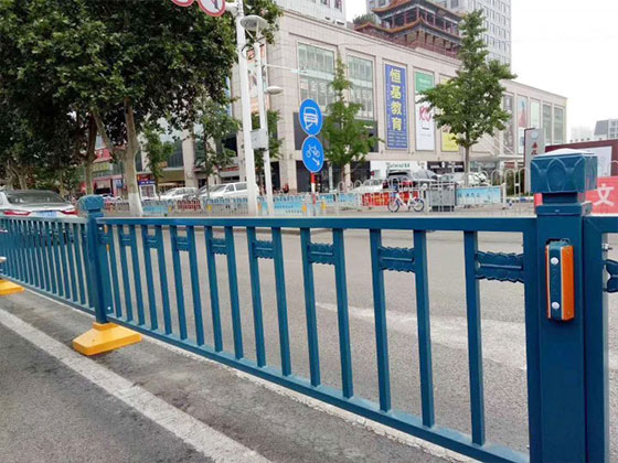 設置交通道路欄杆高度有哪（nǎ）些要求
