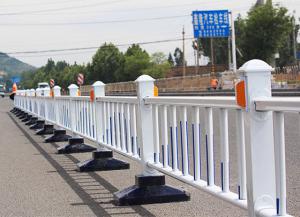 道路（lù）護欄是烤漆還是電鍍工藝好